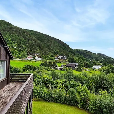 3 Bedroom Lovely In 펜션 *